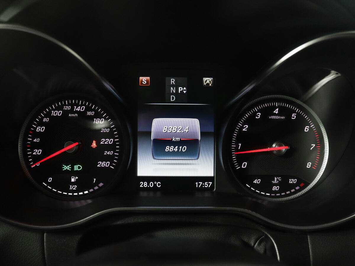 Купить Mercedes-Benz C-Класс 200, 2017, 88 379 км, фото №9