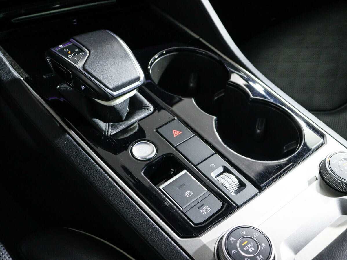 Купить Volkswagen Touareg, 2020, 125 392 км, фото №18