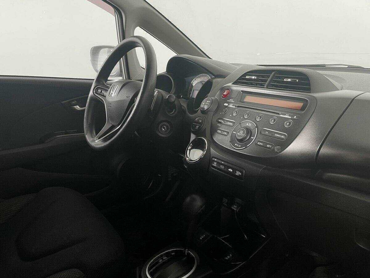 Купить Honda Jazz, 2011, 145 500 км, фото №9