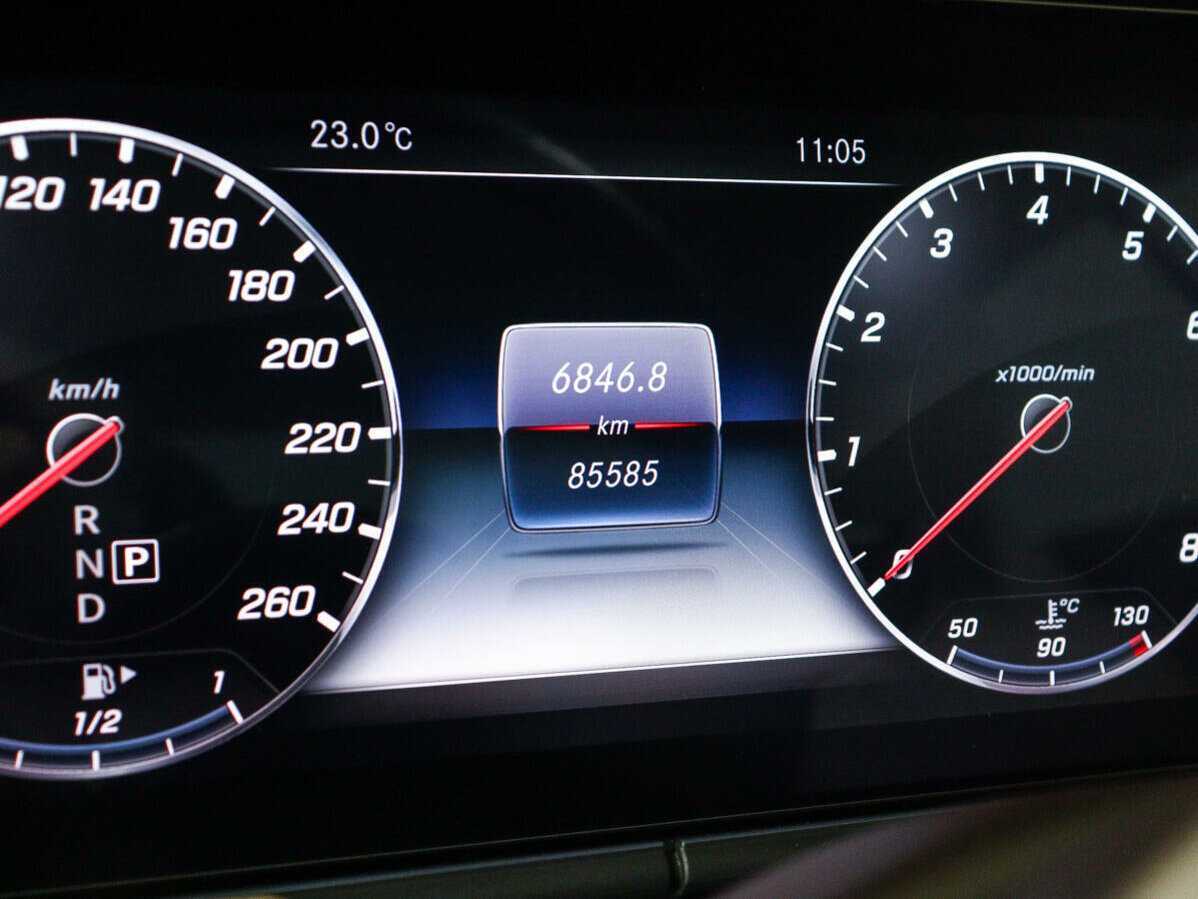 Купить Mercedes-Benz E-Класс 200, 2018, 85 600 км, фото №11