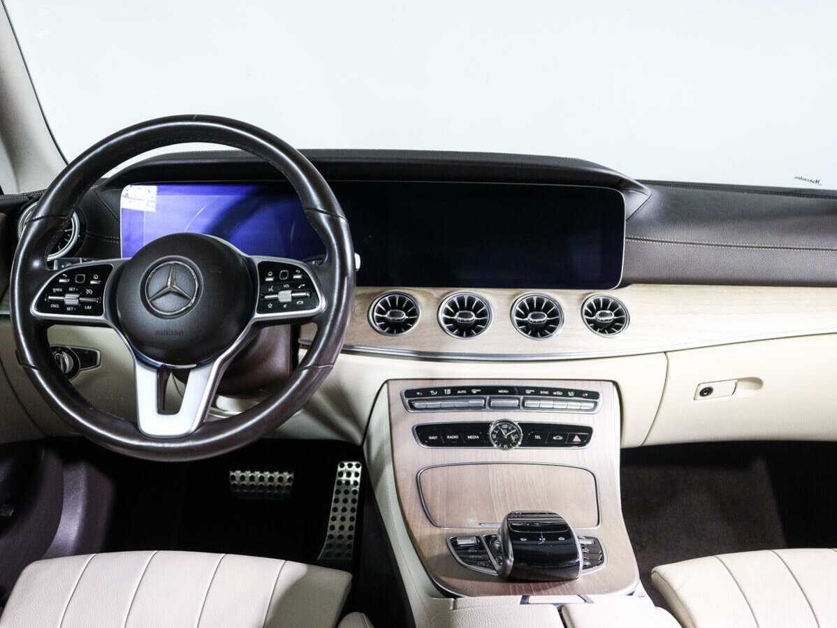 Купить Mercedes-Benz E-Класс 200, 2018, 85 600 км, фото №12