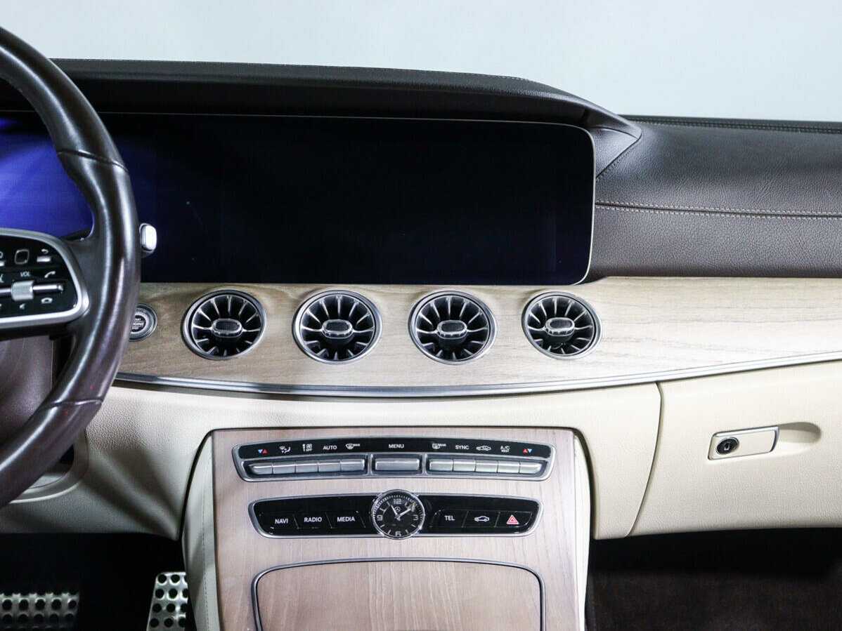 Купить Mercedes-Benz E-Класс 200, 2018, 85 600 км, фото №13