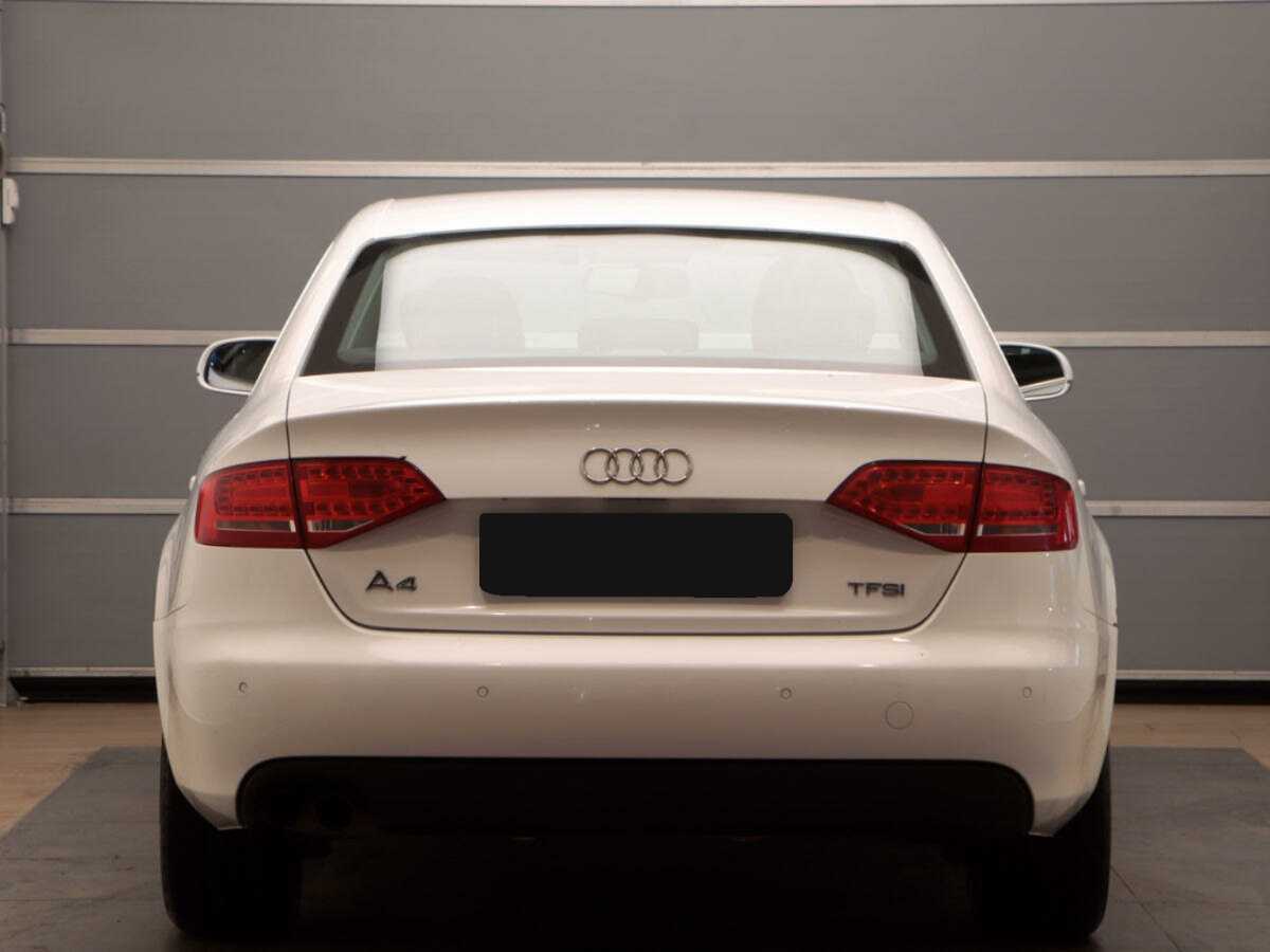 Купить Audi A4, 2010, 156 179 км, фото №5