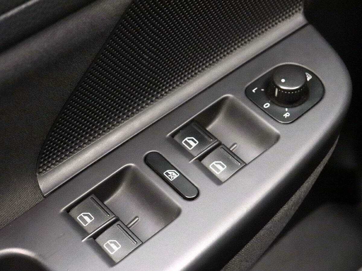 Купить Volkswagen Golf, 2007, 77 651 км, фото №11