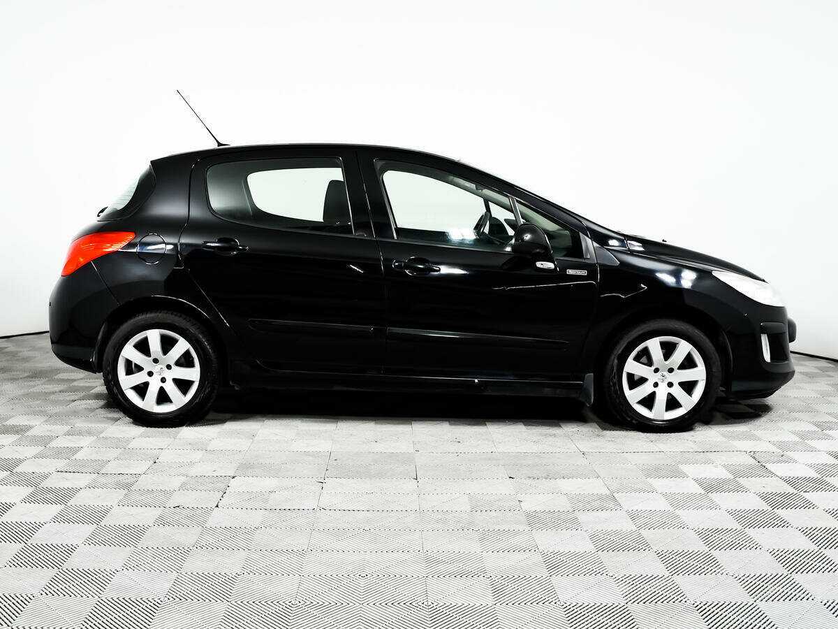 Купить Peugeot 308, 2010, 219 176 км, фото №4