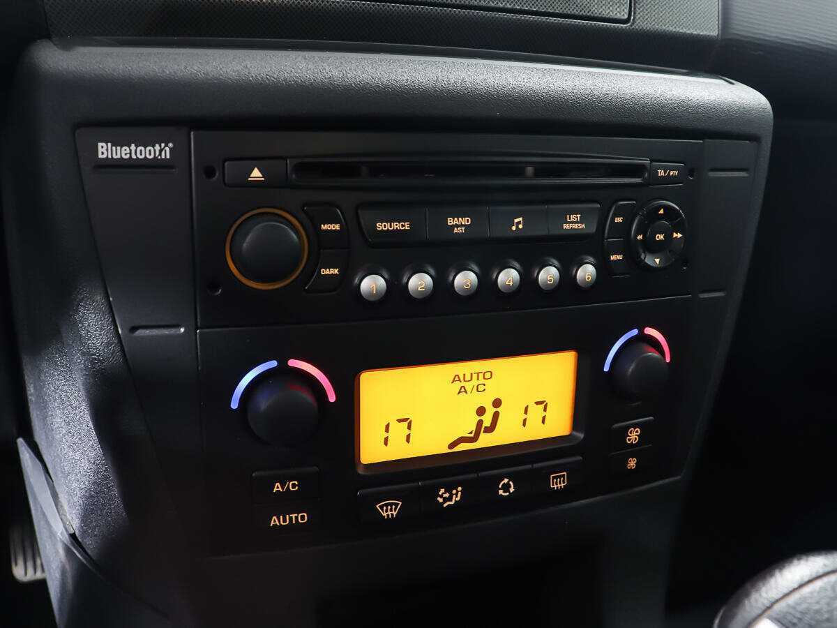 Купить Citroen C4, 2010, 161 081 км, фото №15