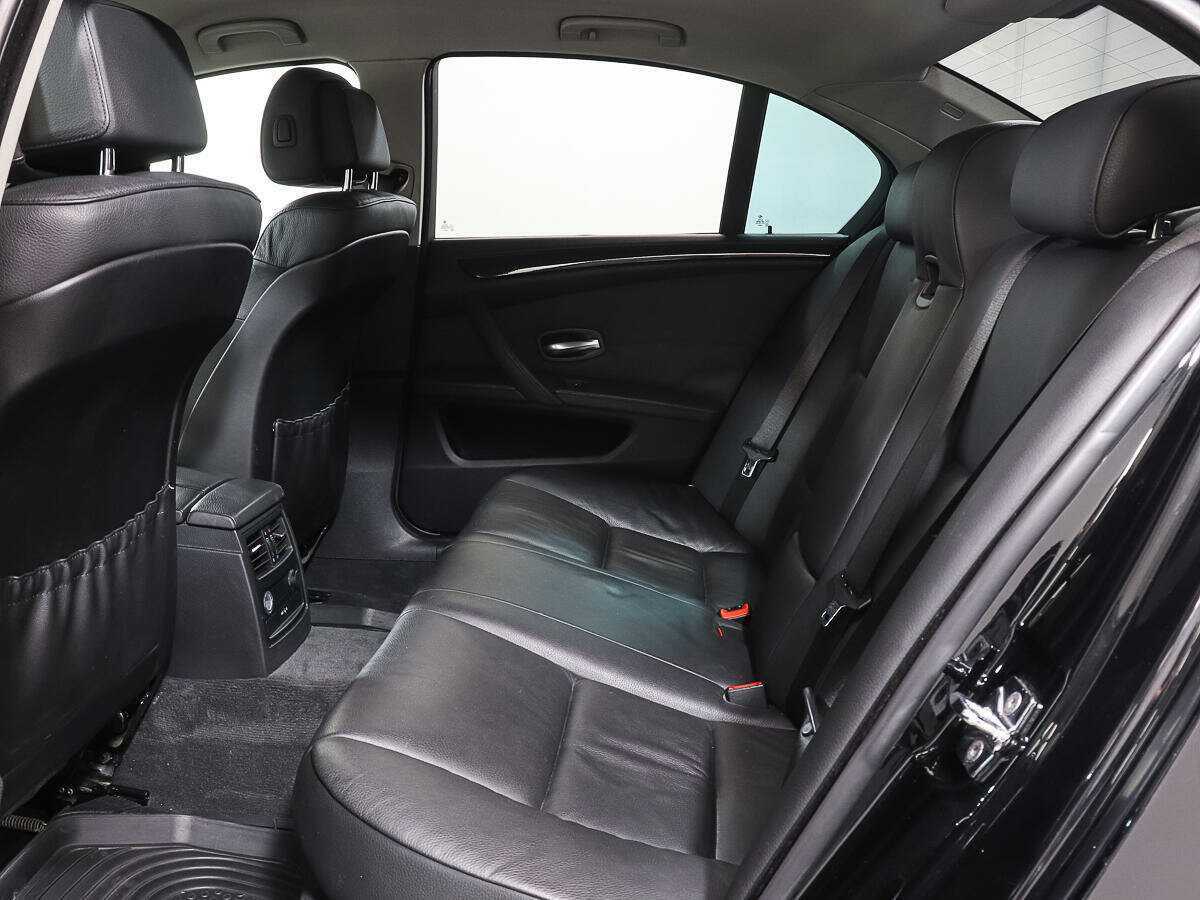 Купить BMW 5 серии 525i, 2008, 167 109 км, фото №9