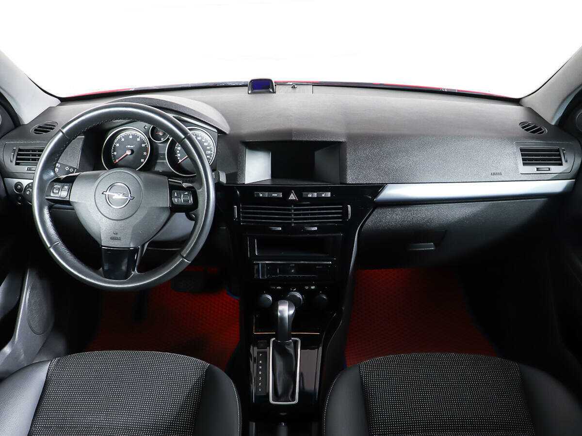 Купить Opel Astra GTC, 2010, 166 370 км, фото №10