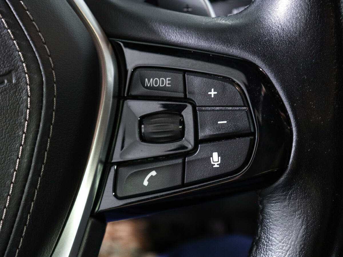 Купить BMW 5 серии 520d, 2019, 143 829 км, фото №18