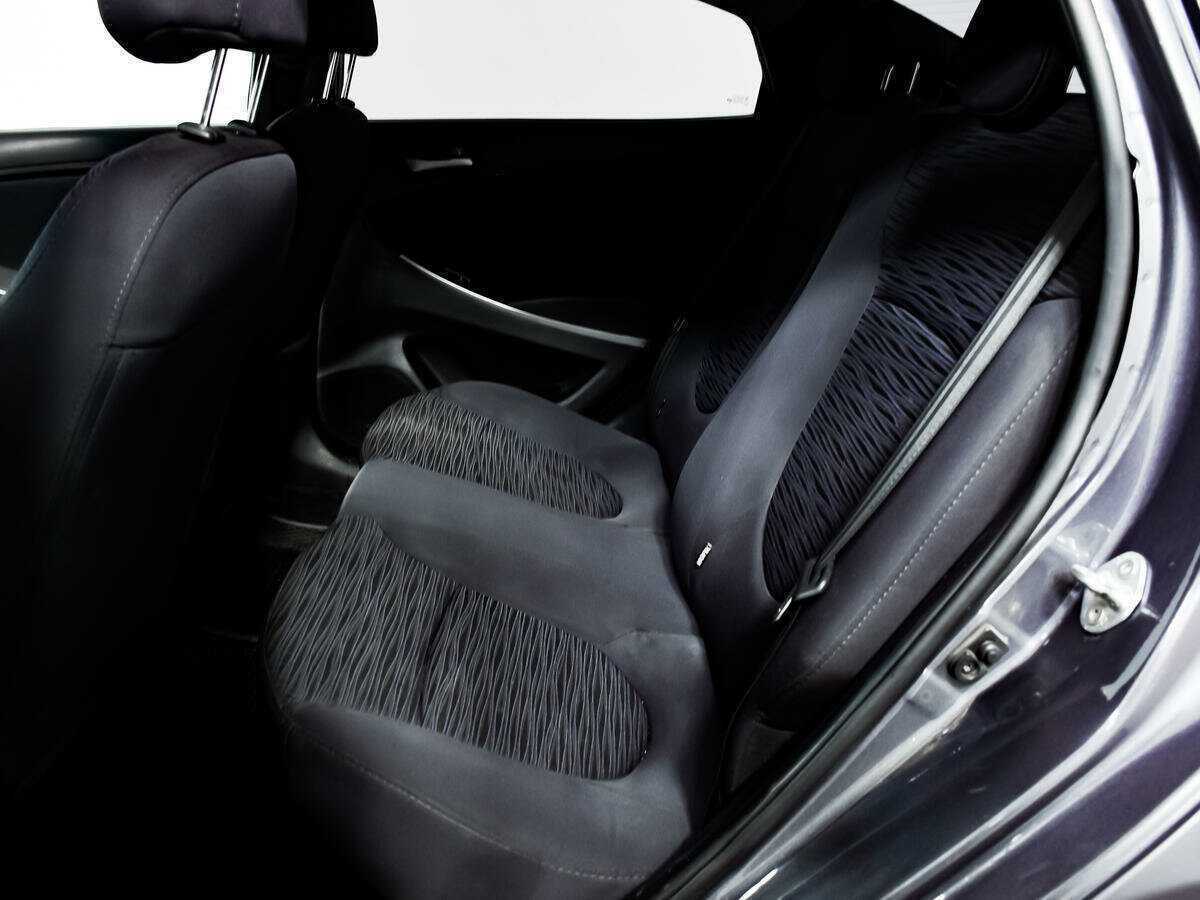 Купить Hyundai Solaris, 2016, 241 408 км, фото №12