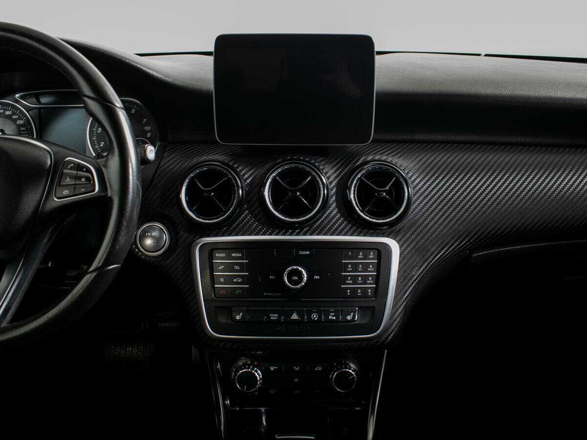 Купить Mercedes-Benz GLA 200, 2018, 145 342 км, фото №9