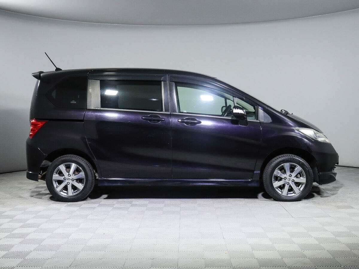 Купить Honda Freed, 2011, 160 000 км, фото №4