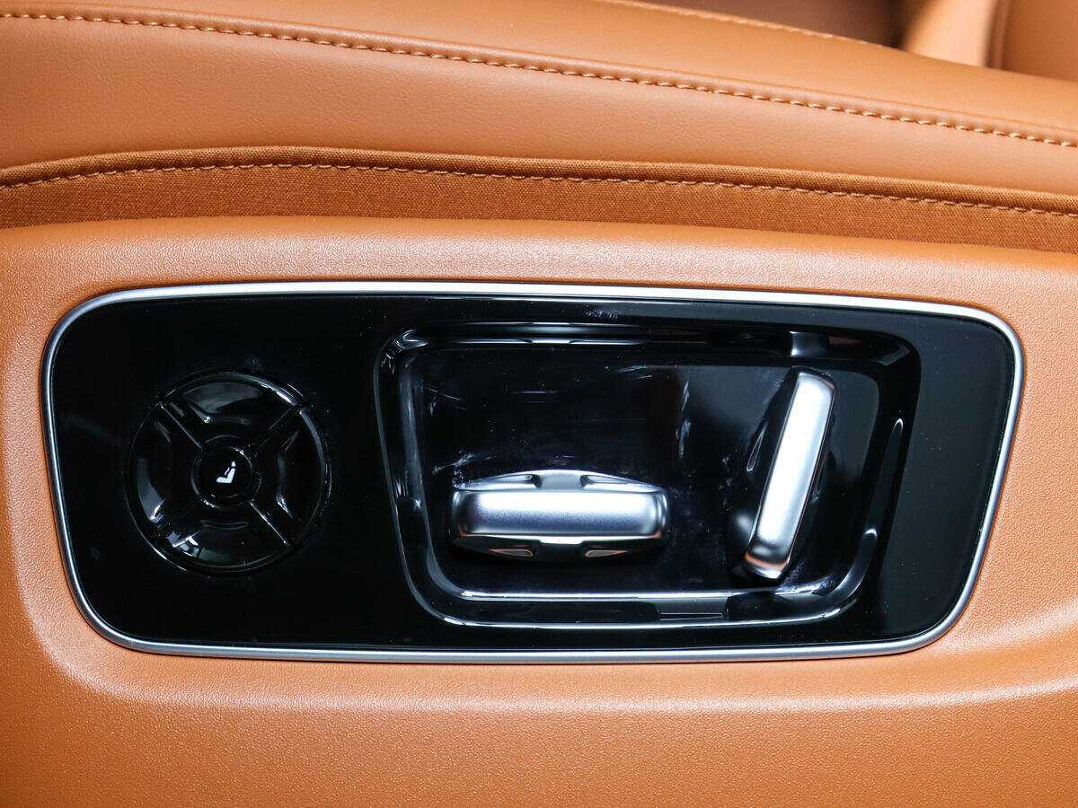 Купить LiXiang L9 44.5 kWh, 2023, 1 950 км, фото №16