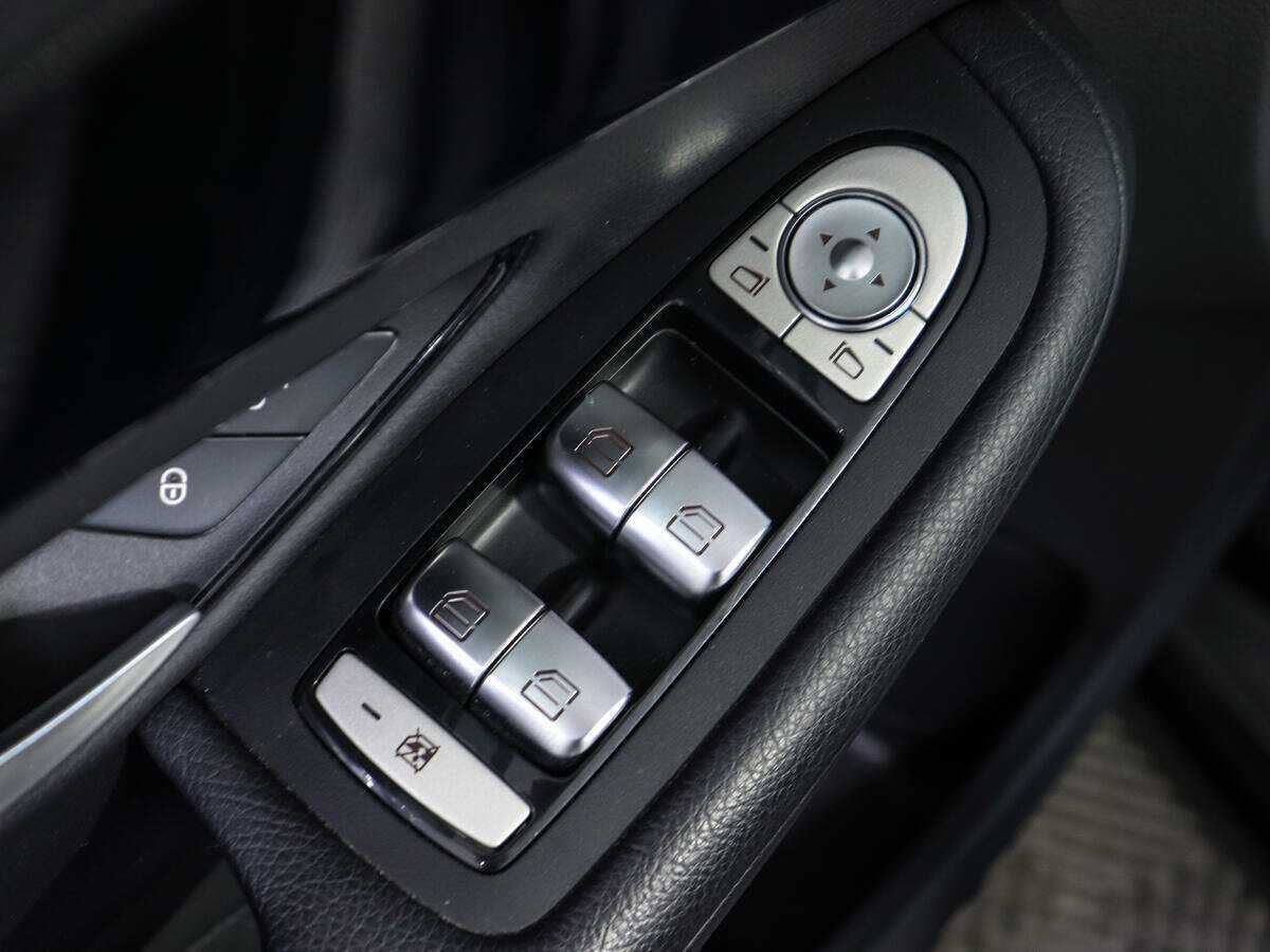 Купить Mercedes-Benz C-Класс 180, 2018, 59 000 км, фото №14