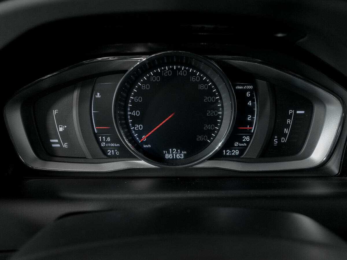 Купить Volvo XC60, 2016, 85 601 км, фото №11