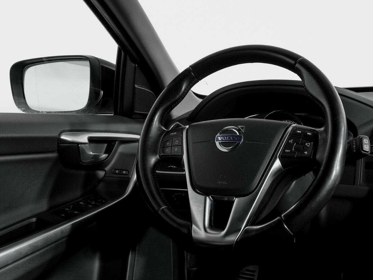 Купить Volvo XC60, 2016, 85 601 км, фото №13