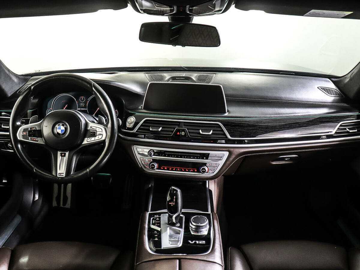 Купить BMW 7 серии Long M760Li xDrive, 2017, 160 872 км, фото №11