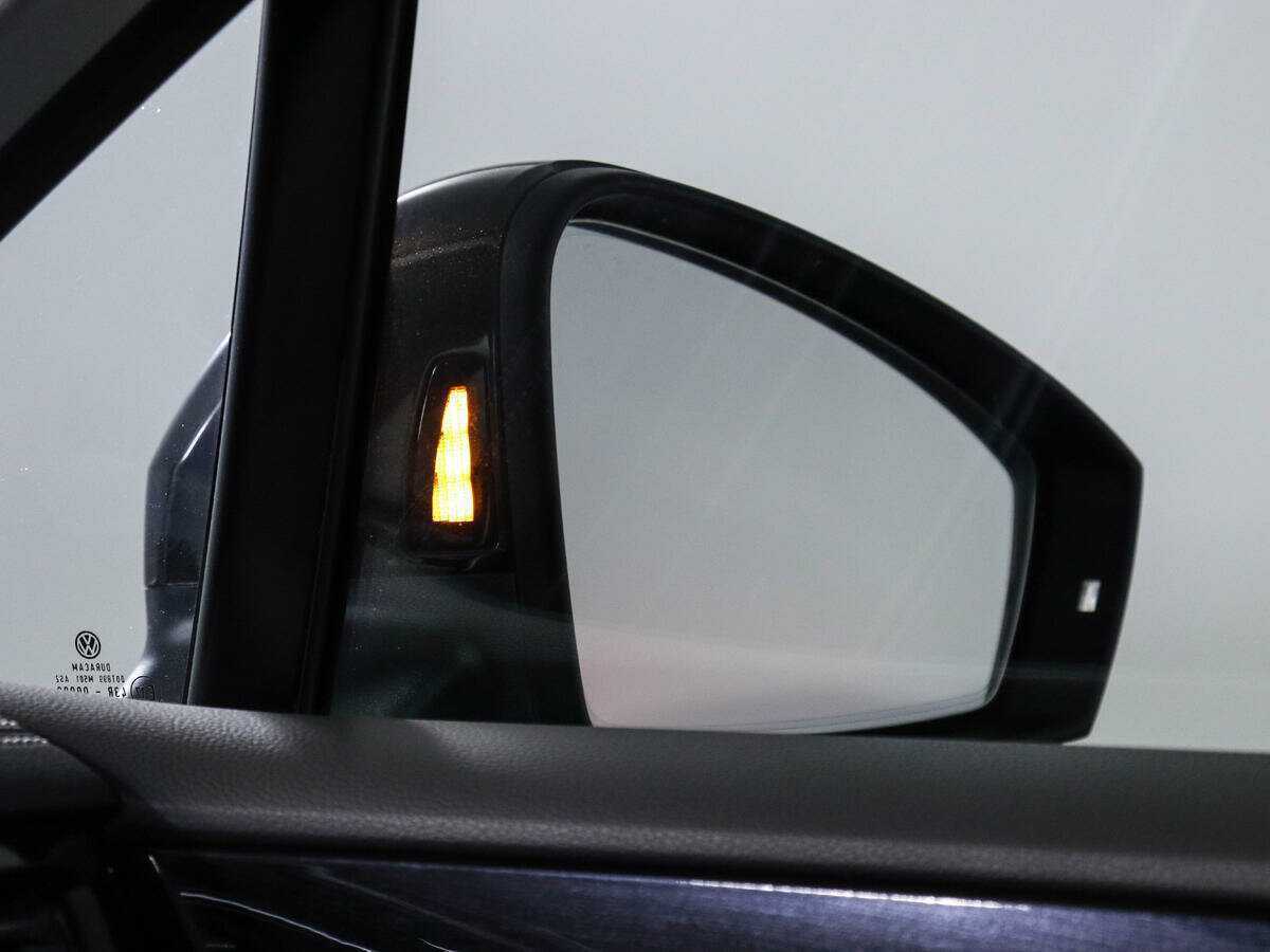 Купить Volkswagen Touareg, 2019, 90 999 км, фото №19