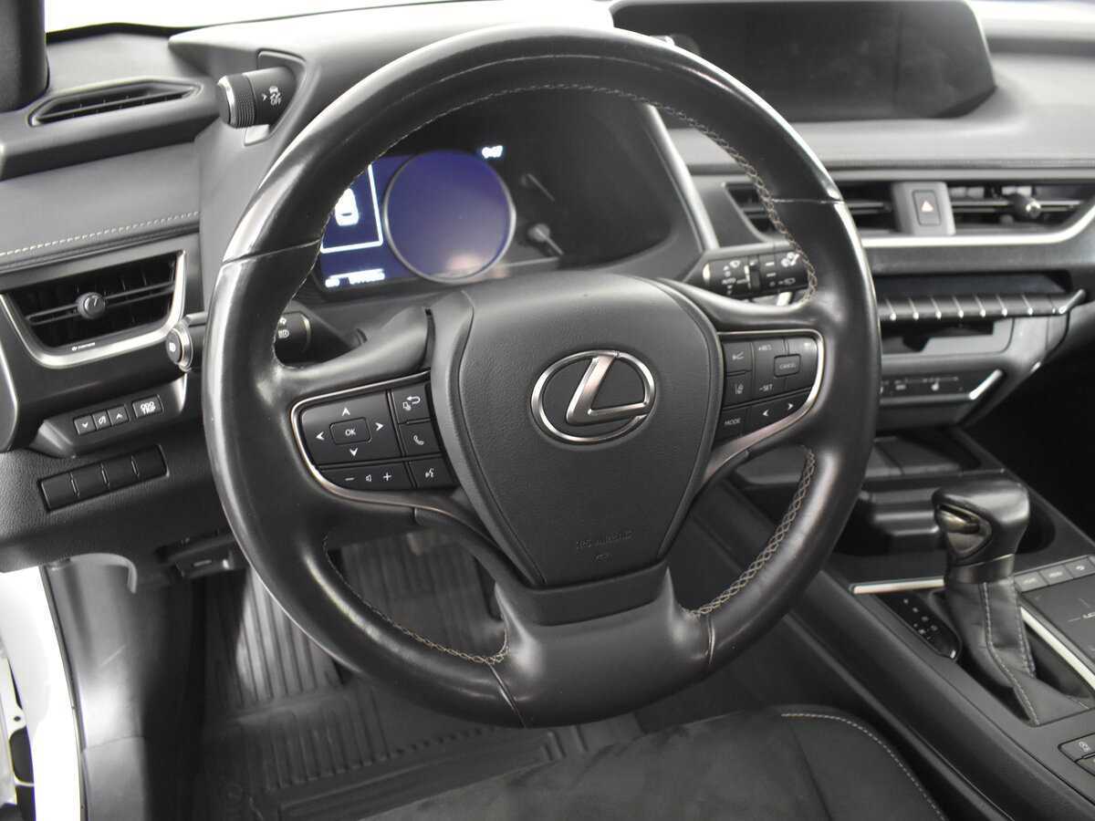Купить Lexus UX 200, 2019, 54 050 км, фото №9