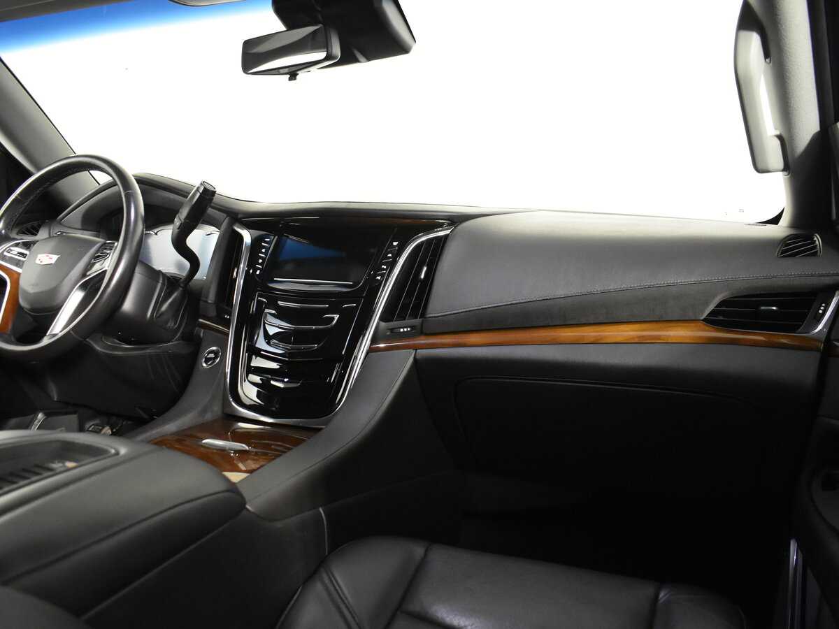 Купить Cadillac Escalade, 2018, 115 000 км, фото №17