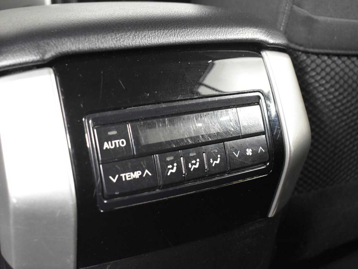 Купить Toyota Land Cruiser Prado, 2018, 217 000 км, фото №8