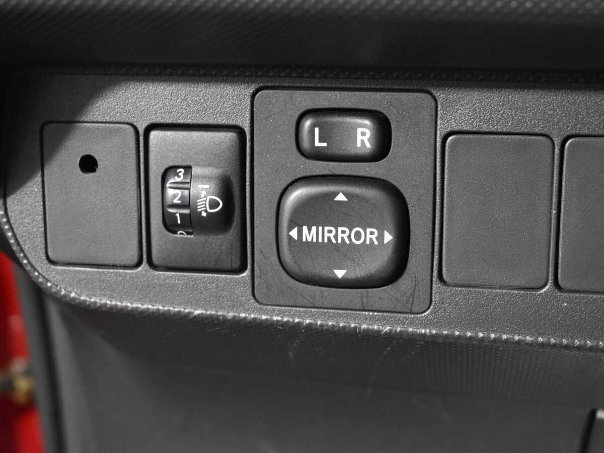 Купить Toyota Auris, 2007, 170 705 км, фото №9