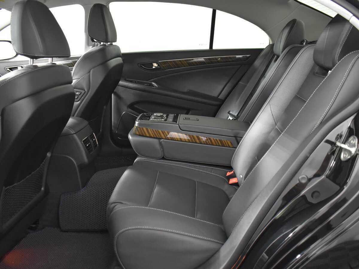 Купить Hongqi H7, 2022, 6 899 км, фото №9