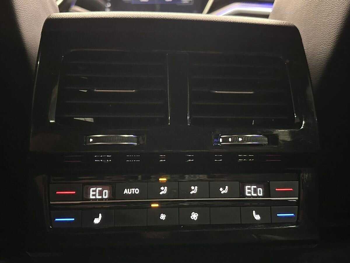 Купить Volkswagen Touareg, 2020, 87 166 км, фото №14