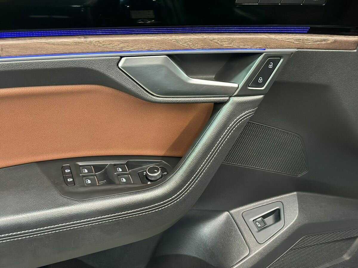 Купить Volkswagen Touareg, 2020, 87 166 км, фото №18