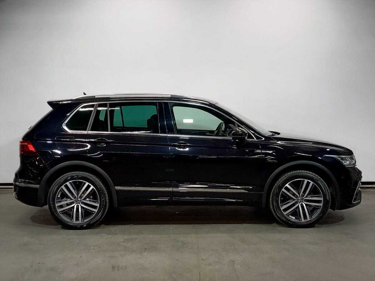 Купить Volkswagen Tiguan, 2021, 67 560 км, фото №4