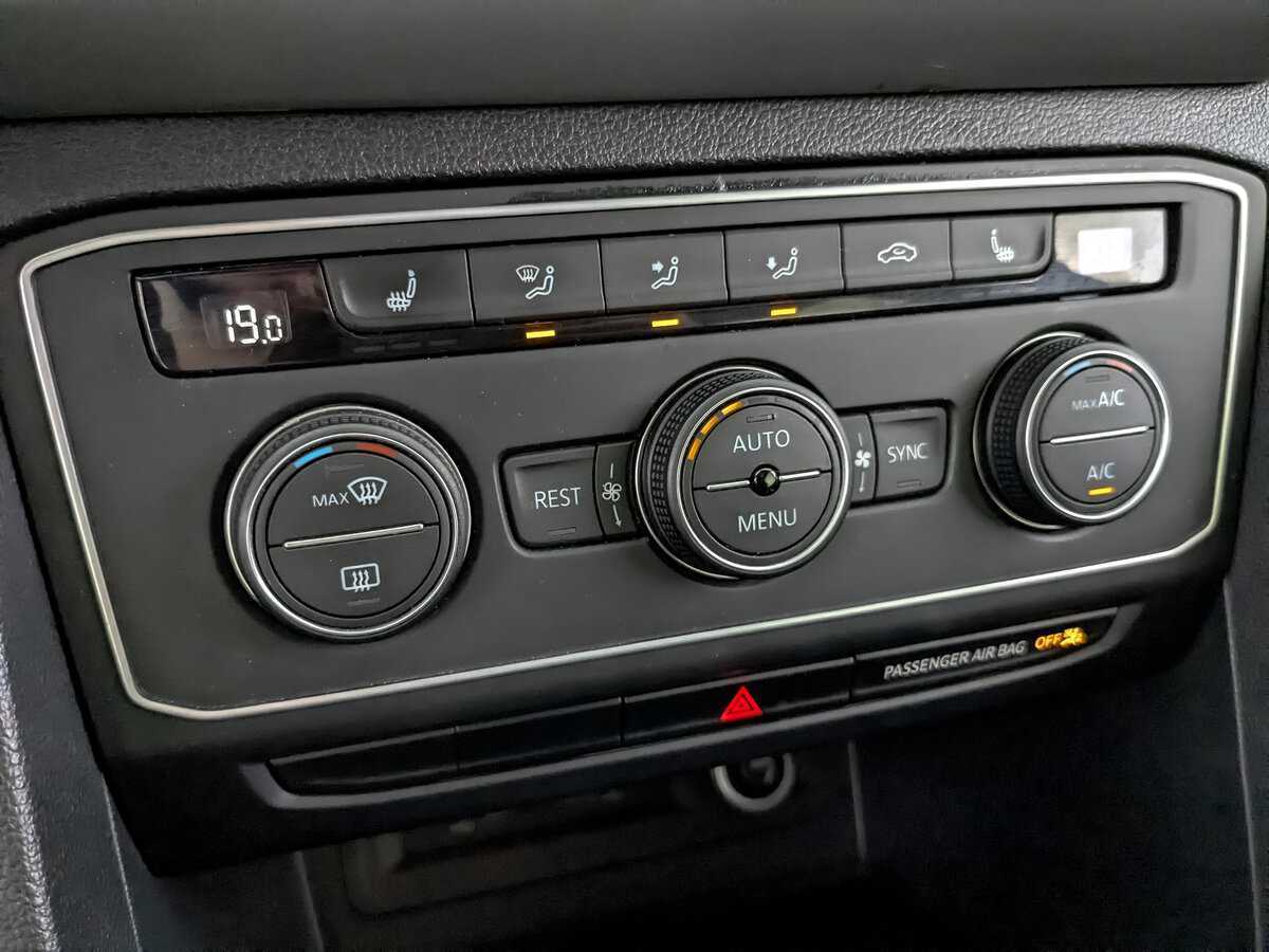 Купить Volkswagen Teramont, 2021, 66 115 км, фото №17