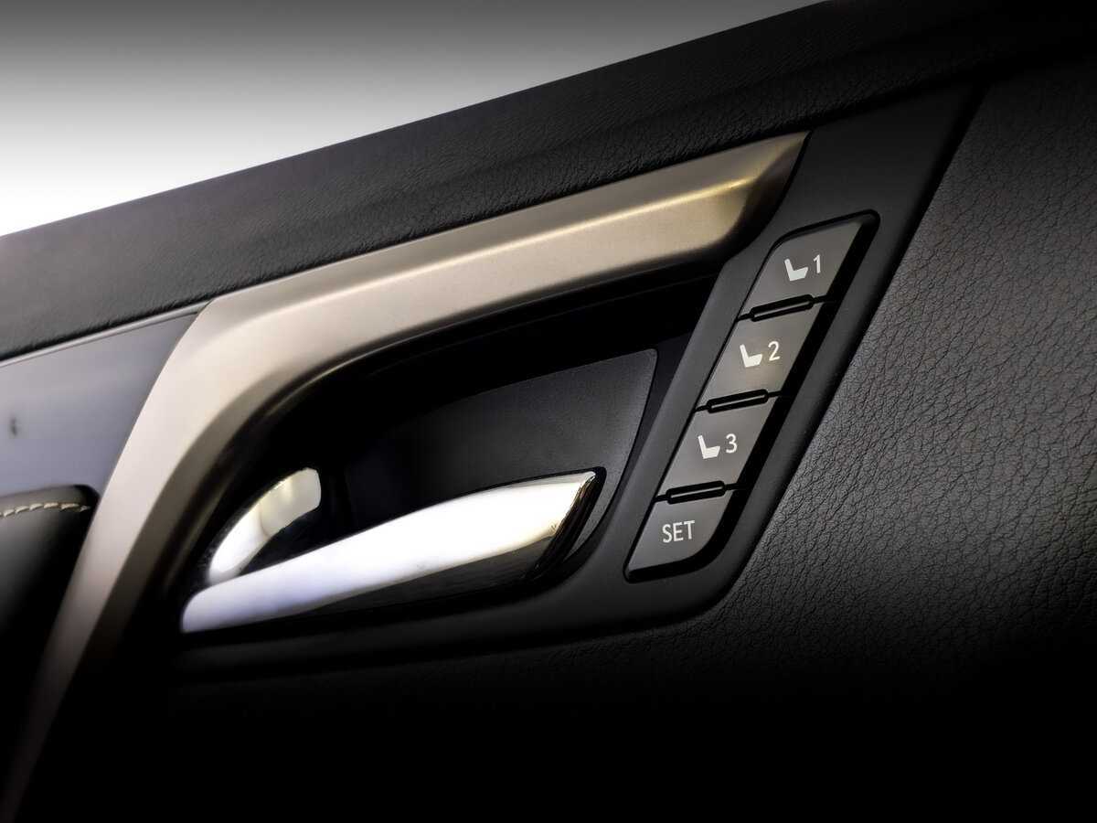 Купить Lexus RX 300, 2020, 64 805 км, фото №17