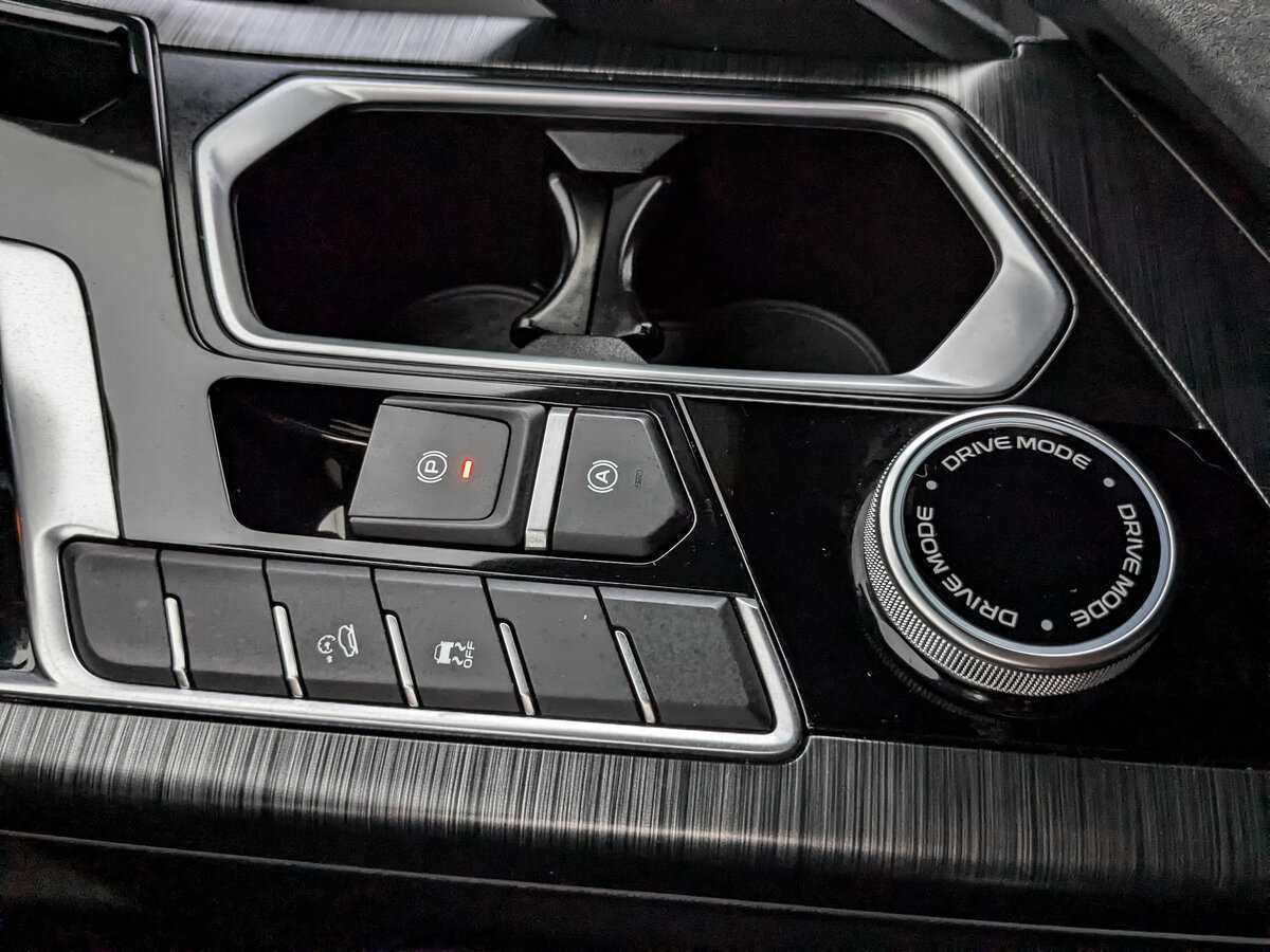 Купить Geely Tugella, 2023, 10 900 км, фото №17