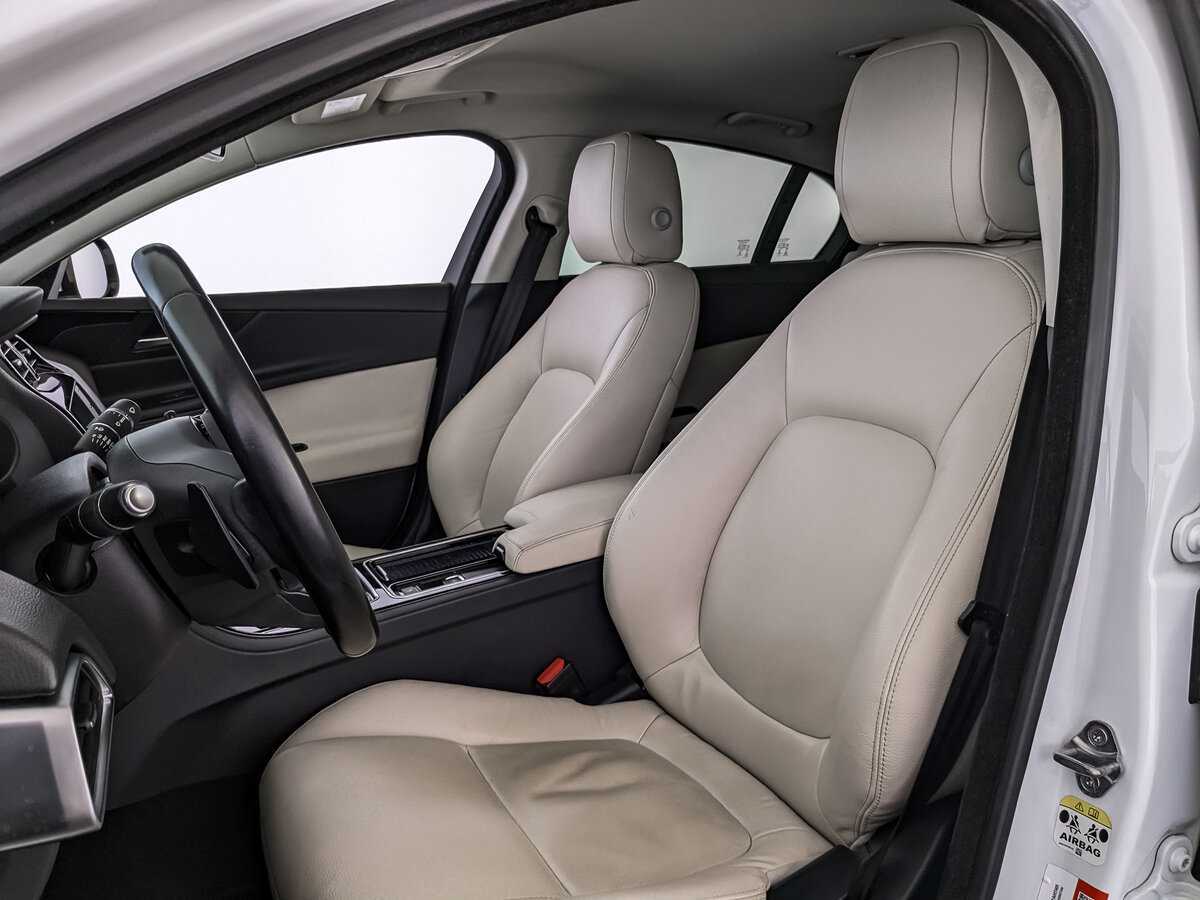 Купить Jaguar XE, 2017, 84 000 км, фото №16