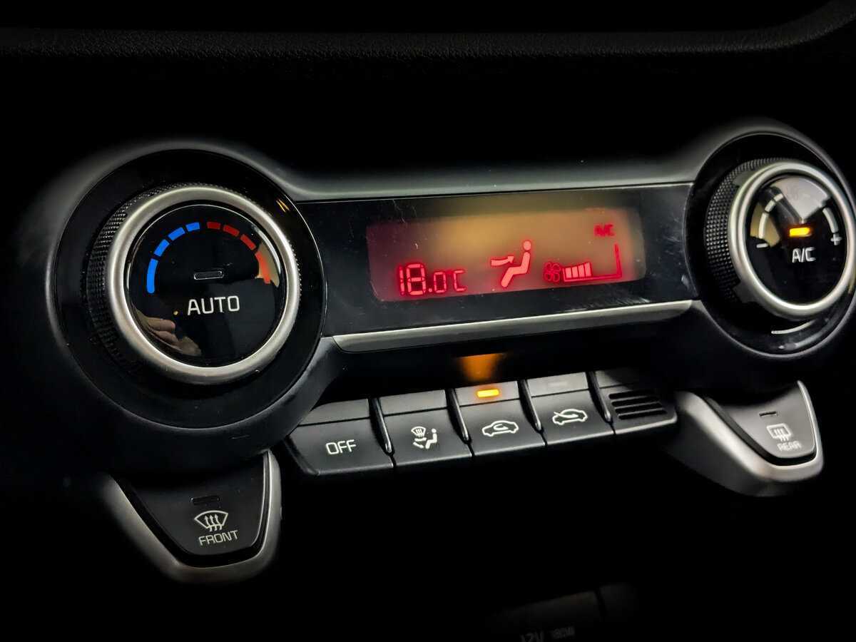 Купить Kia Rio, 2018, 58 800 км, фото №19