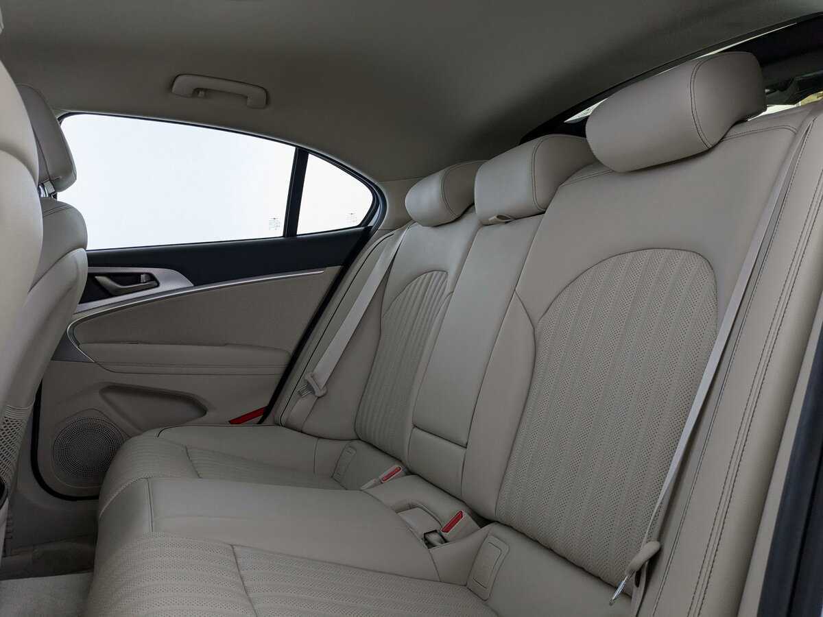 Купить Genesis G70, 2022, 7 001 км, фото №10