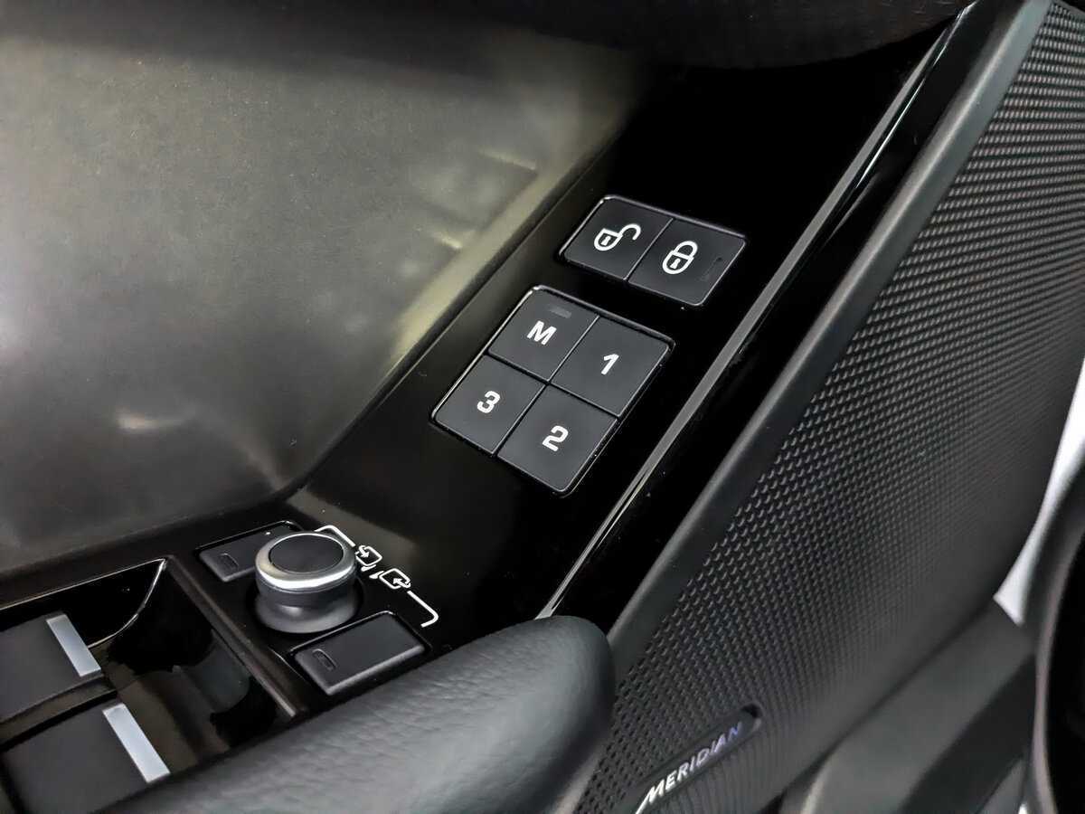 Купить Land Rover Range Rover Velar, 2020, 70 859 км, фото №16