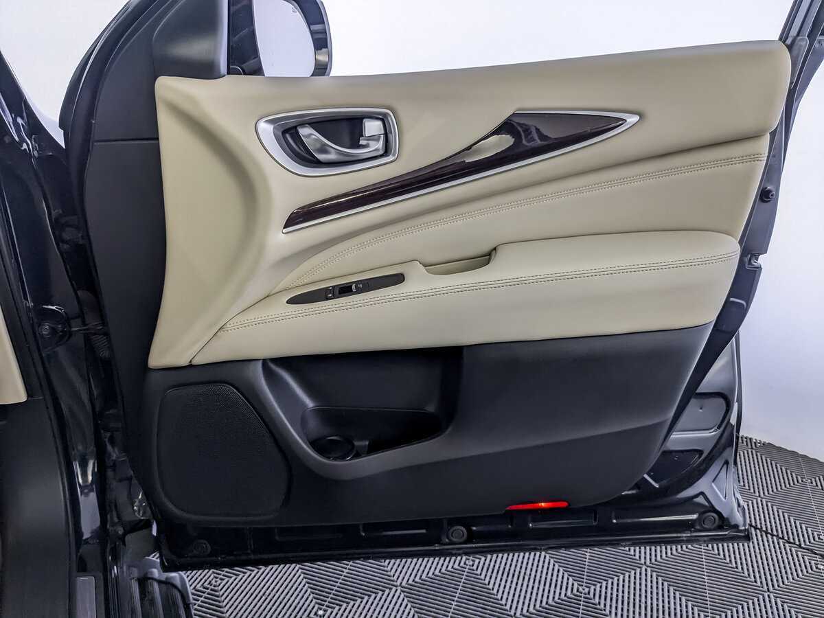 Купить Infiniti QX60, 2017, 67 533 км, фото №21