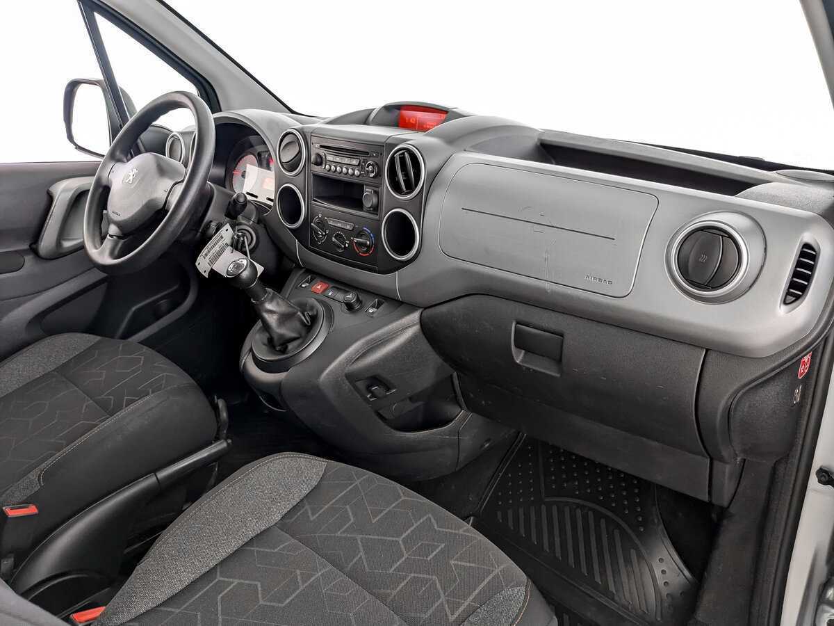 Купить Peugeot Partner, 2018, 125 792 км, фото №9