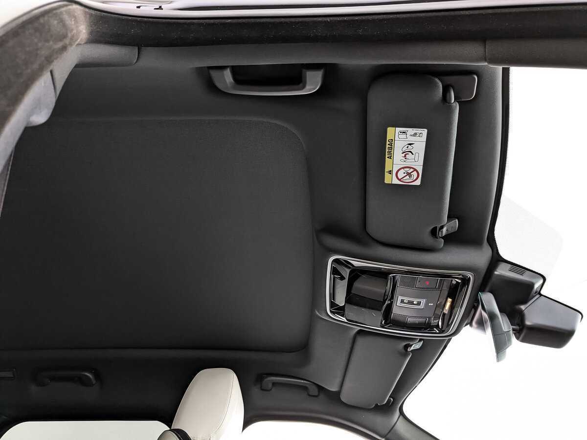 Купить Land Rover Range Rover Velar, 2018, 90 337 км, фото №18