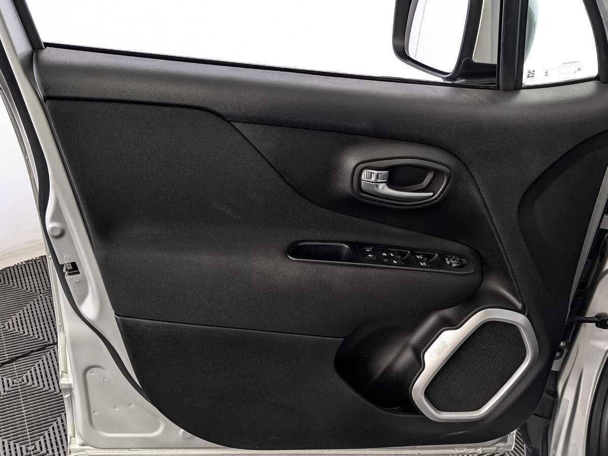 Купить Jeep Renegade, 2018, 63 145 км, фото №15