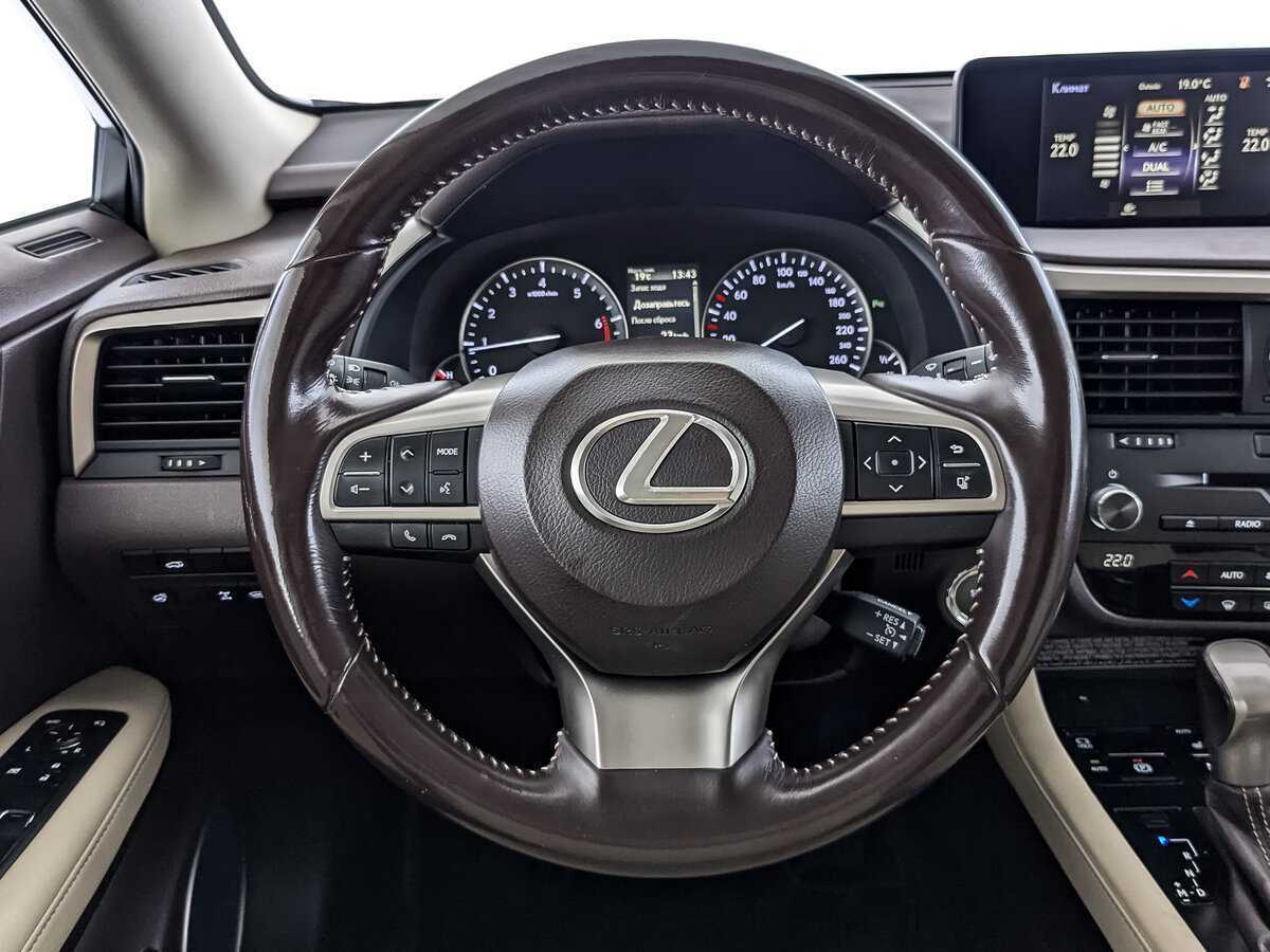 Купить Lexus RX 200t, 2016, 81 371 км, фото №18