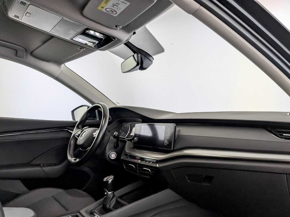 Купить Skoda Octavia, 2021, 111 315 км, фото №9