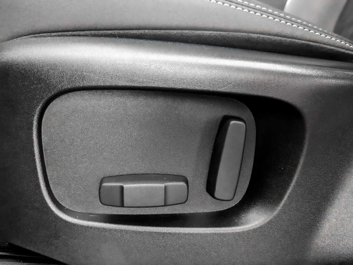 Купить Land Rover Range Rover Velar, 2019, 68 809 км, фото №17