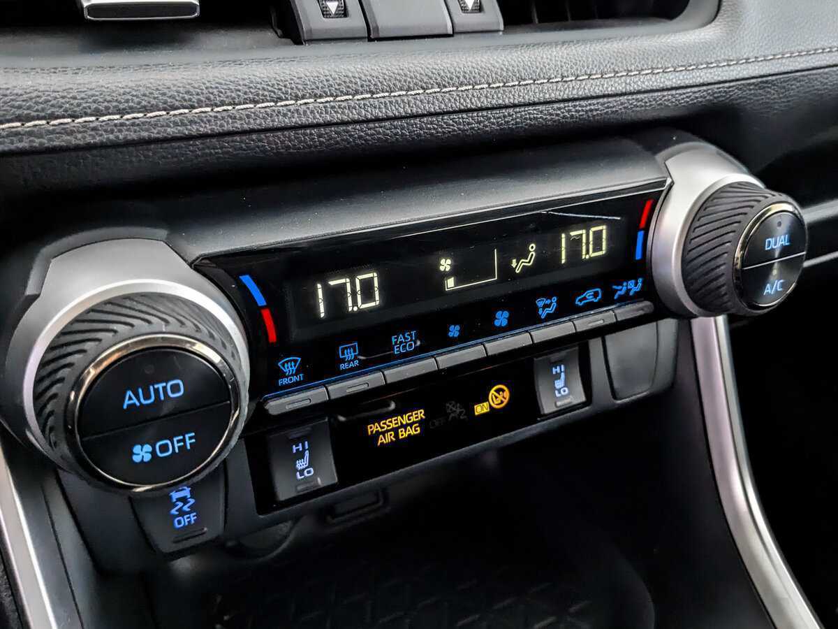 Купить Toyota RAV4, 2021, 32 672 км, фото №21