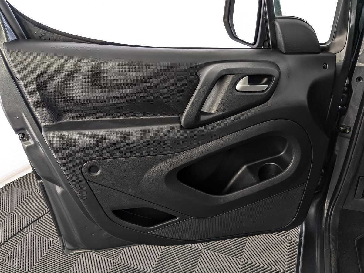 Купить Peugeot Partner Crossway, 2022, 95 477 км, фото №15