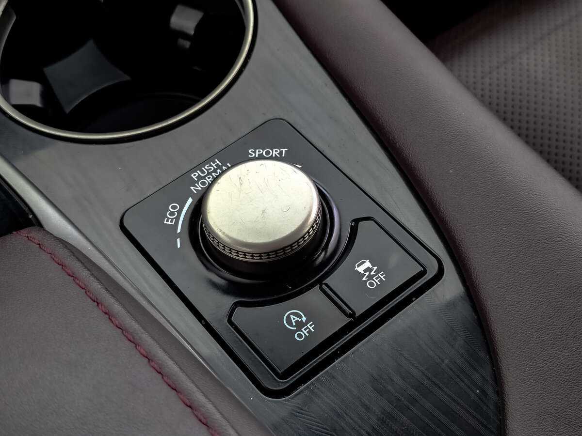 Купить Lexus RX 200t, 2017, 88 803 км, фото №24