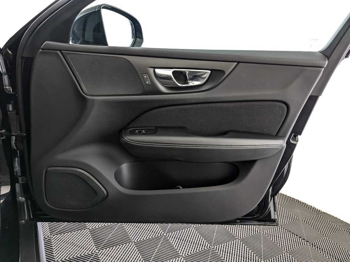 Купить Volvo V60 Cross Country, 2020, 77 230 км, фото №20