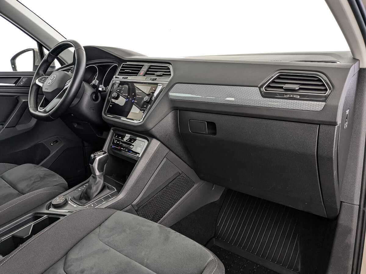 Купить Volkswagen Tiguan, 2021, 113 000 км, фото №9