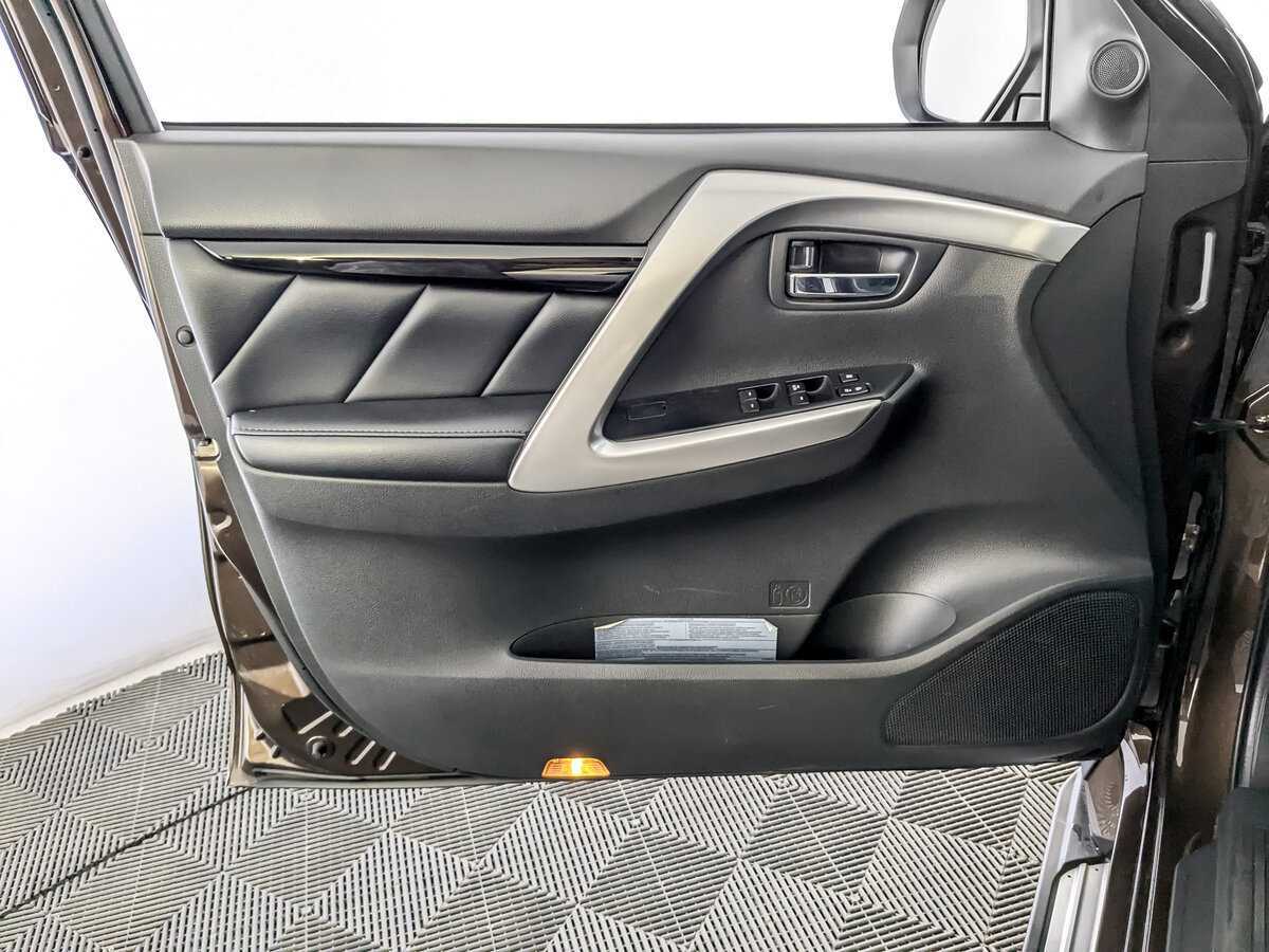 Купить Mitsubishi Pajero Sport, 2019, 102 185 км, фото №15